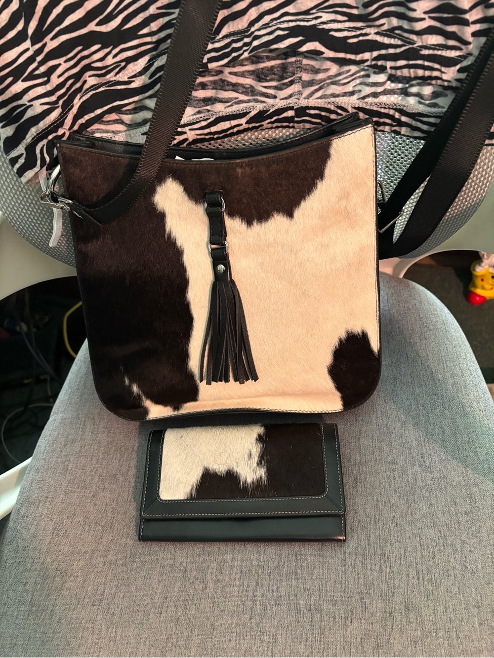 Cowhide Tassel Shoulder Bag with Matching Wallet - Black & Cream
